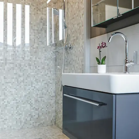 Penthousewohnung Mit Bergblick - Klimatisiert *