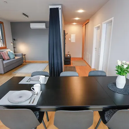 Penthousewohnung Mit Bergblick - Klimatisiert Apartament